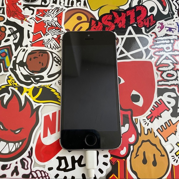 Apple Other - iphone 5s SOLD
